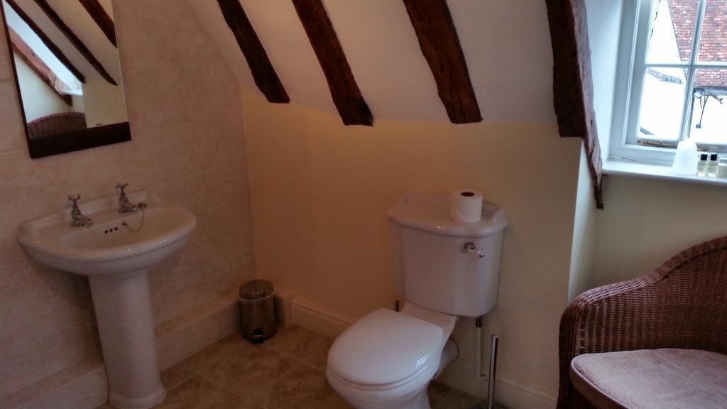 Limes Hotel Needham Market الغرفة الصورة