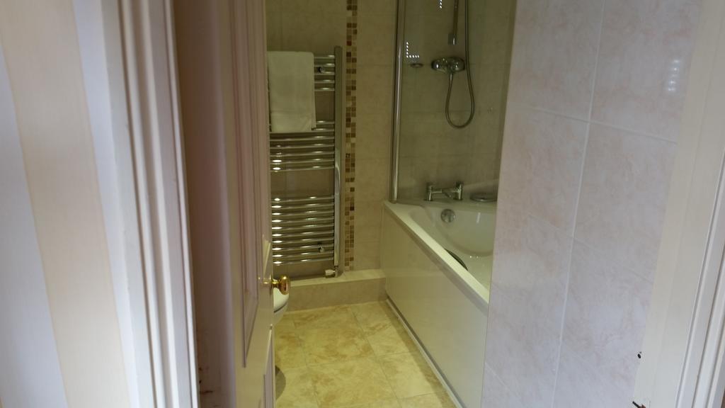 Limes Hotel Needham Market الغرفة الصورة