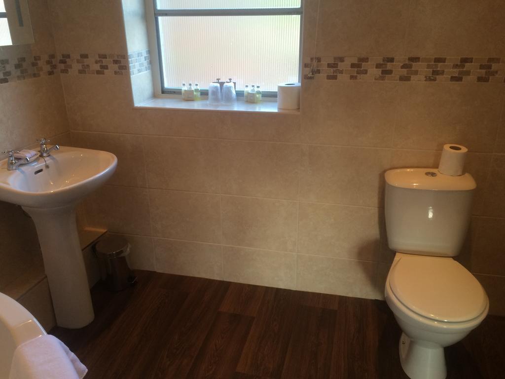 Limes Hotel Needham Market الغرفة الصورة