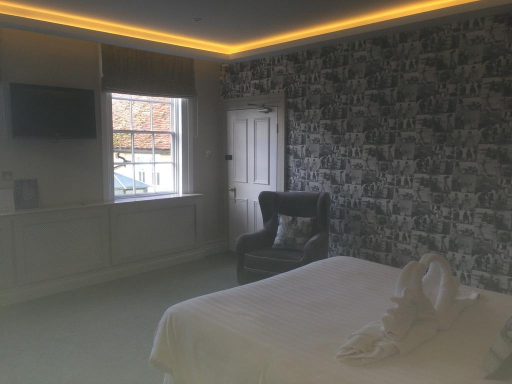 Limes Hotel Needham Market الغرفة الصورة